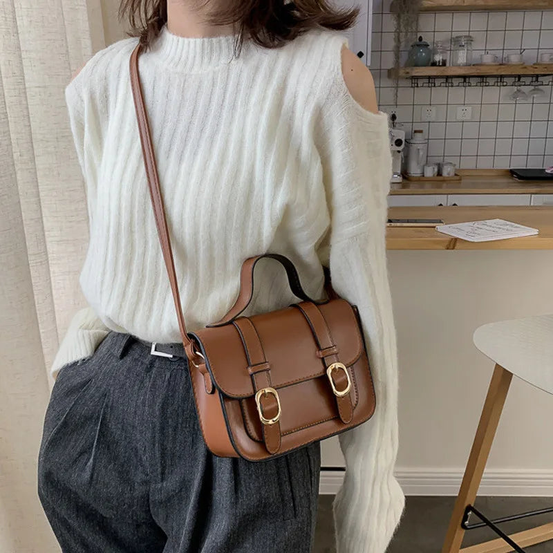 Qiaoduo Retro Winter Shoulder Bag Women Flap Lock Crossbody