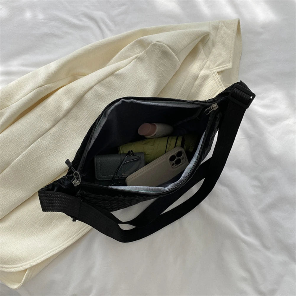 Quilted Women Crossbody Bag Nylon Winter Messenger Bag - Black