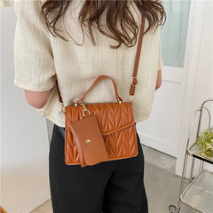 Women's Retro Messenger Bag Large Capacity Shoulder Bag