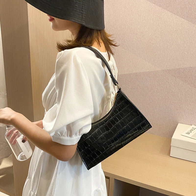 Vintage Leather Chain Handbag Women Totes Shoulder Bag