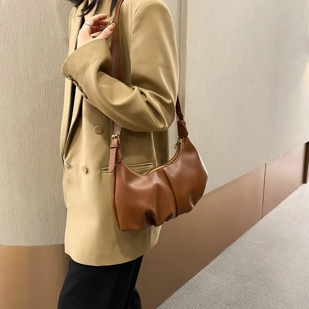 Vintage Leather Shoulder Bag Large Capacity Crossbody Handbag