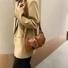 Vintage Leather Shoulder Bag Large Capacity Crossbody Handbag
