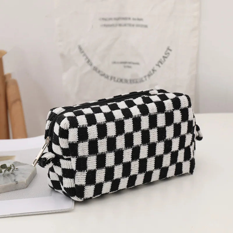 Retro Knit Plaid Portable Travel Cosmetic Storage Bag