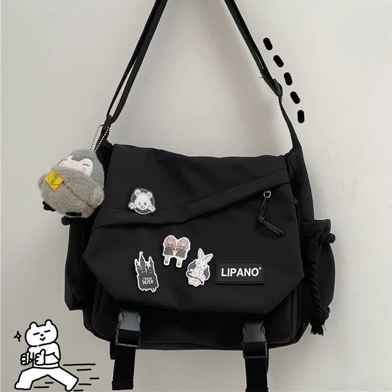 Retro Messenger Bag Large Capacity Lightweight Shoulder Bag For Men Women