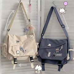 Retro Messenger Bag Large Capacity Lightweight Shoulder Bag For Men Women