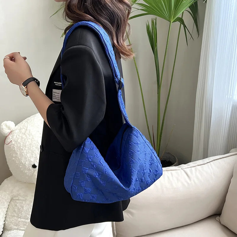 Women's Retro Messenger Bag Large Capacity Commuter Bag