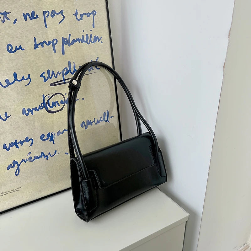 Retro Oil Wax Leather Women Shoulder Bags Solid Ladies Large Underarm Bag