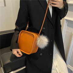 Retro One Shoulder Bag Women's Small Square Bag Crossbody Bags