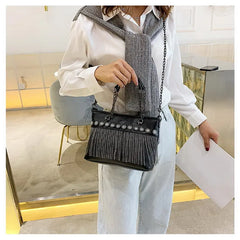 Retro Rivet Women Handbags Rock Style Tassel Crossbody Bags Chain