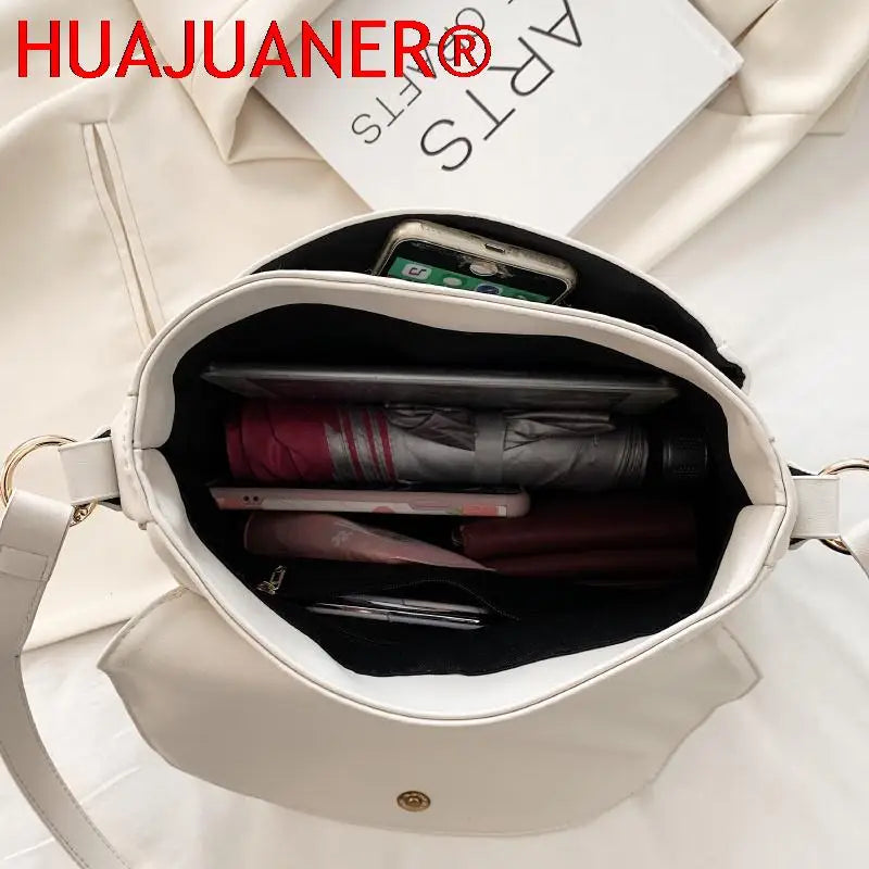 Retro Messenger Bag Women Travel Handbag Crossbody Leather Shoulder Bag