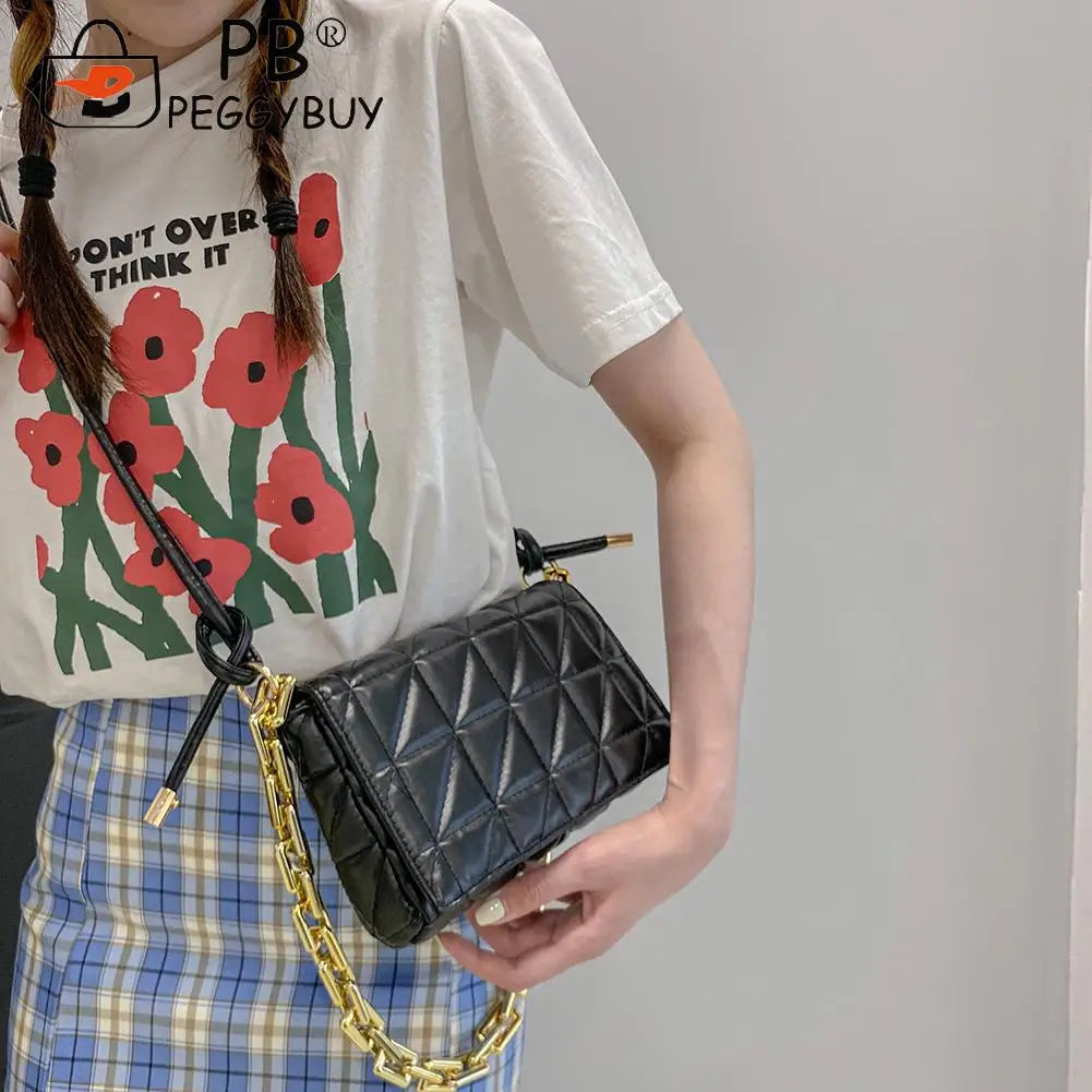 Geometric Embroidery Shoulder Crossbody Bag with Thick Chain Handbags