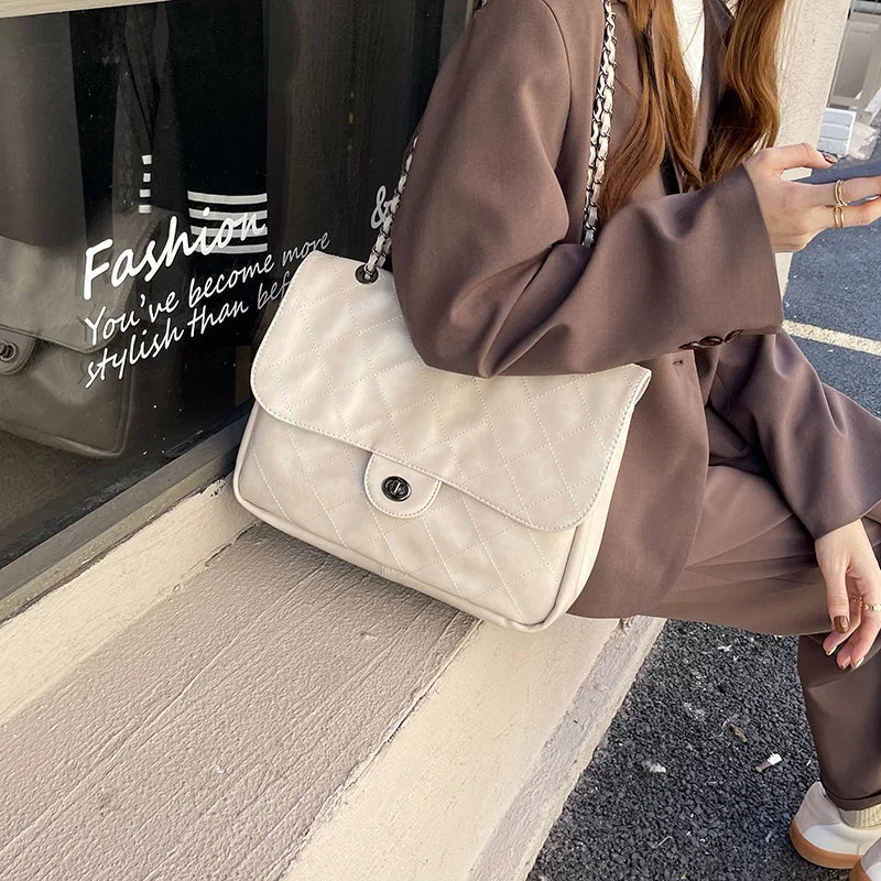 Women's Rhombus Chain Bag Large-capacity Shoulder Handbag