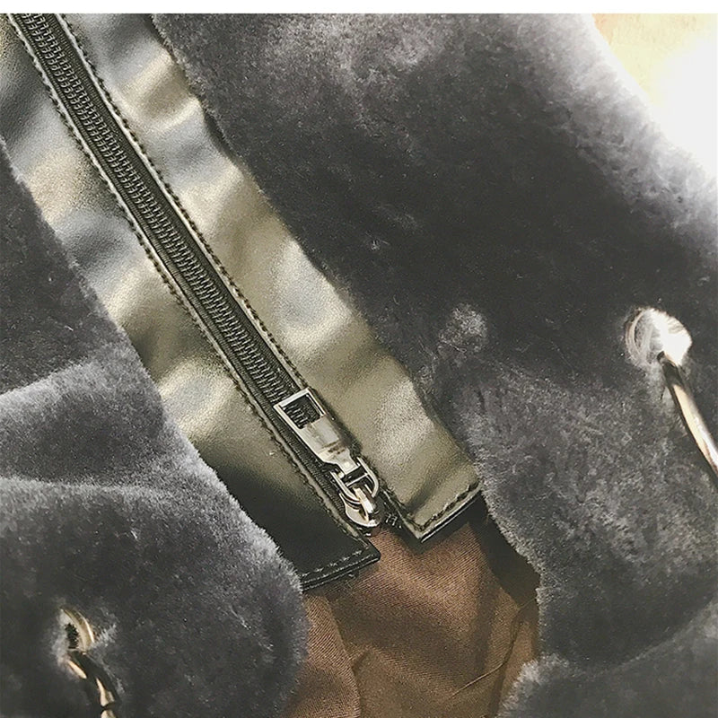 Vintage Winter Women Plush Handbags Bag Causal Women Totes Big Capacity