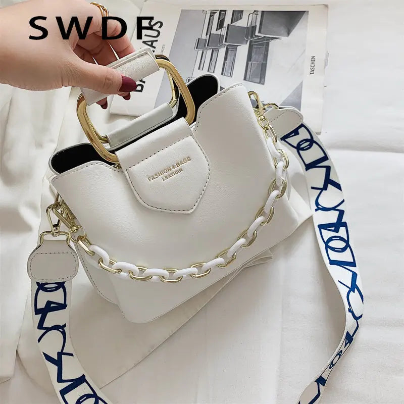 Fashionable Straw Rattan Women's Shoulder Bag Large Capacity Beach Bag