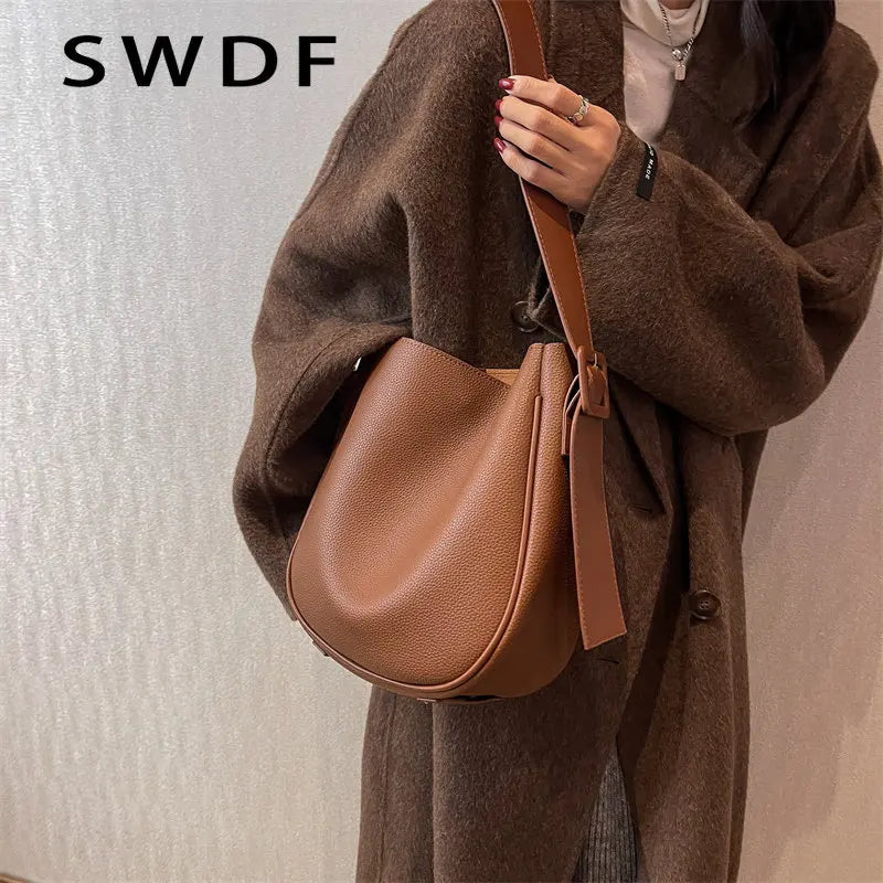 Vintage Small Leather Crossbody Bucket Bag for Women
