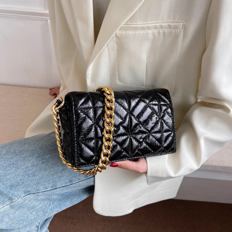 Metal Chain Shoulder Bag for Women Handbag Clutch Purses Evening Tote