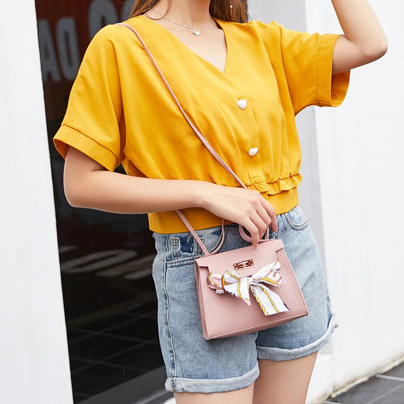 PU Leather Lychee Pattern Bow Shoulder Bag