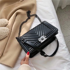 V Letter Shoulder Crossbody Bag Chain Handbag Women
