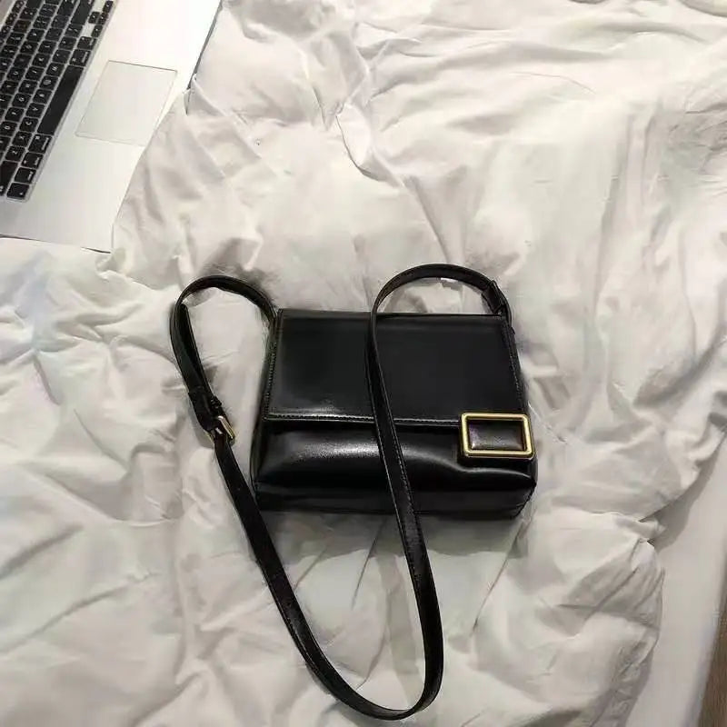 Shoulder Bags Women Flap Hasp Large Capacity Crossbody Bag All-match