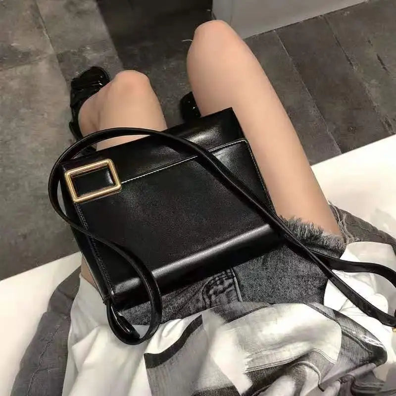 Shoulder Bags Women Flap Hasp Large Capacity Crossbody Bag All-match
