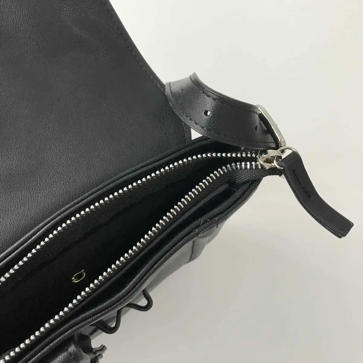 Large Capacity Shoulder Bag Women All-match Retro Crossbody