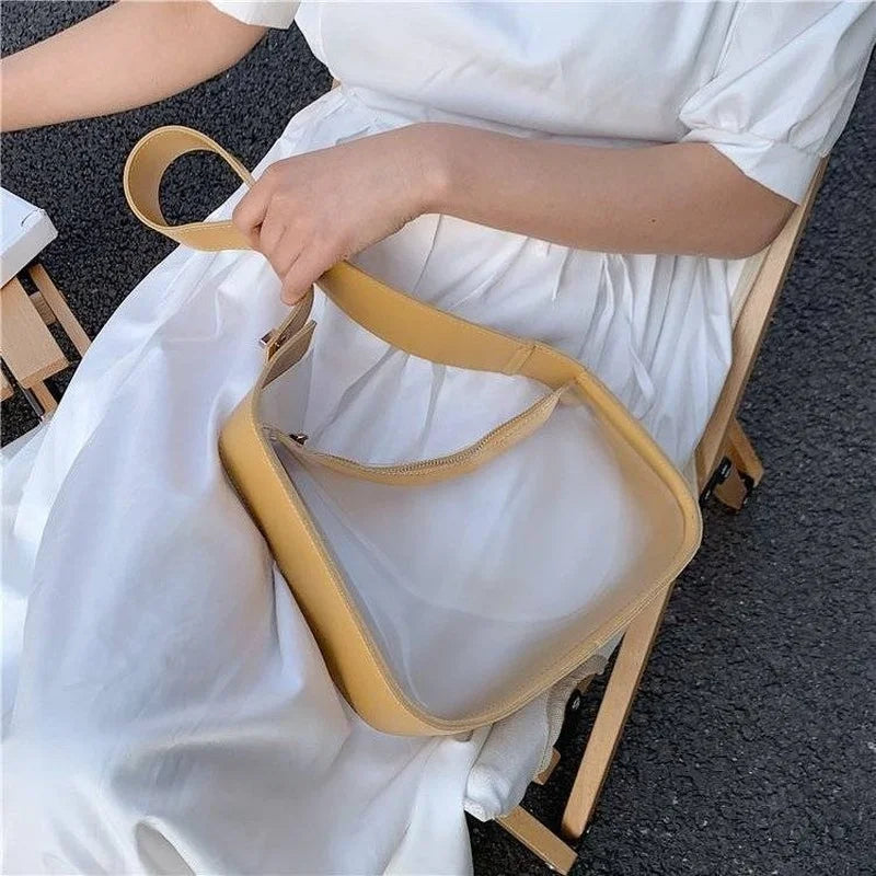 Women PVC Flap Shoulder Bag Transparent Zipper All-match Cross-body Handbag
