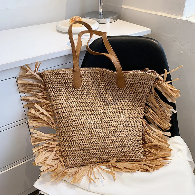 Bohemian Straw Shoulder Bag Tassel Handbag Large Capacity Beach Travel Purse