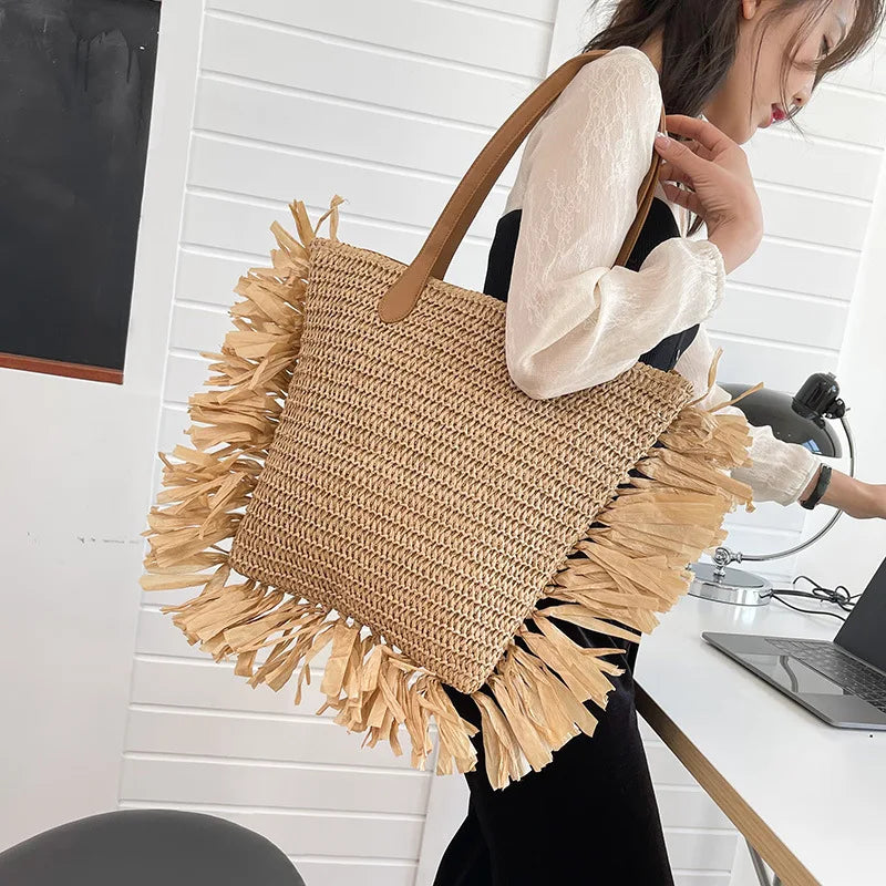 Straw Woven Shoulder Bag Large Capacity Handbag Travel Shopping Tote Beach Bag