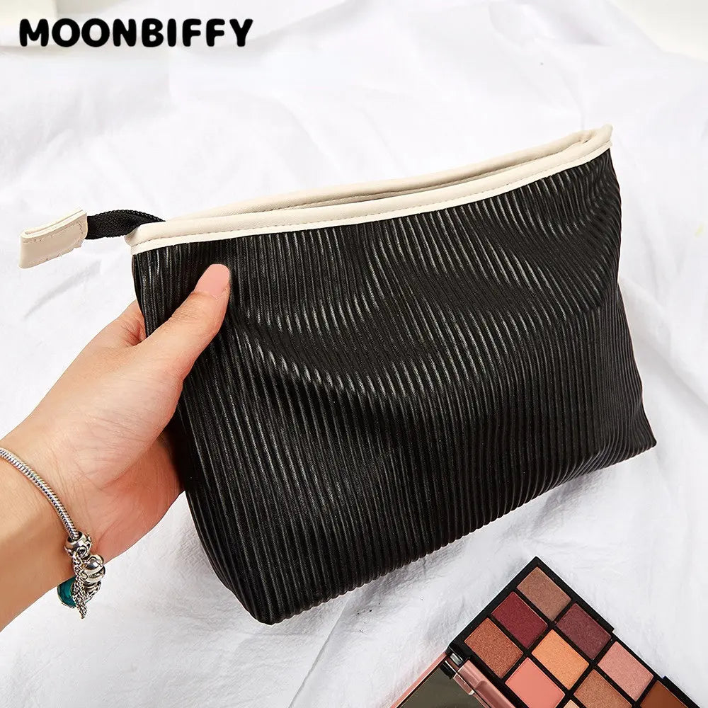 Japanese Style Pleated PU Cosmetic Bag Personalized Portable Toiletries Bag
