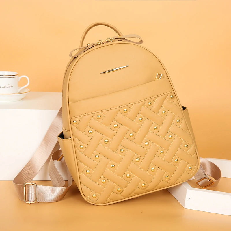Retro Rivet Backpacks Anti Theft Large Capacity School Bags