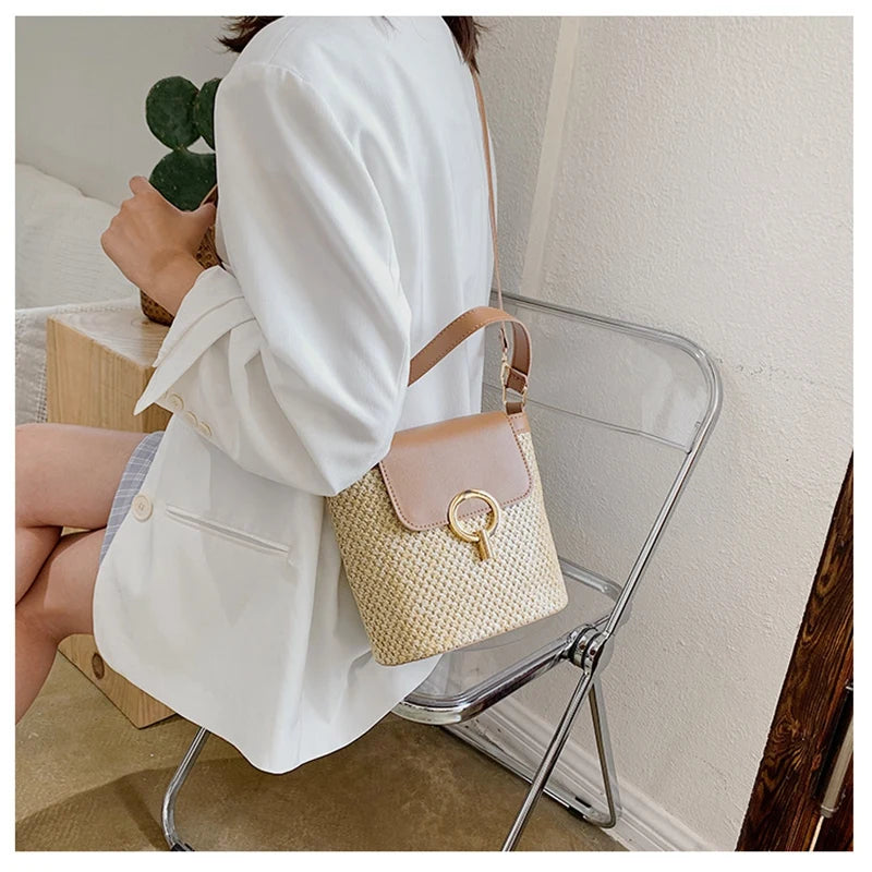 Straw Bucket Bag for Women Summer Crossbody Lady Travel Purse Shoulder Bag