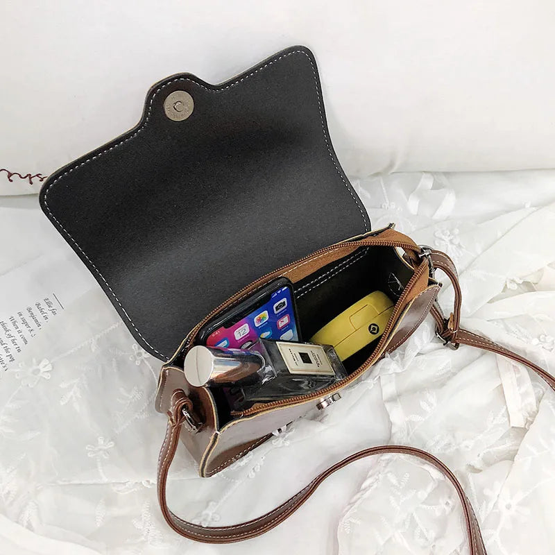 Small Vintage PU Leather Crossbody Handbag FTB074