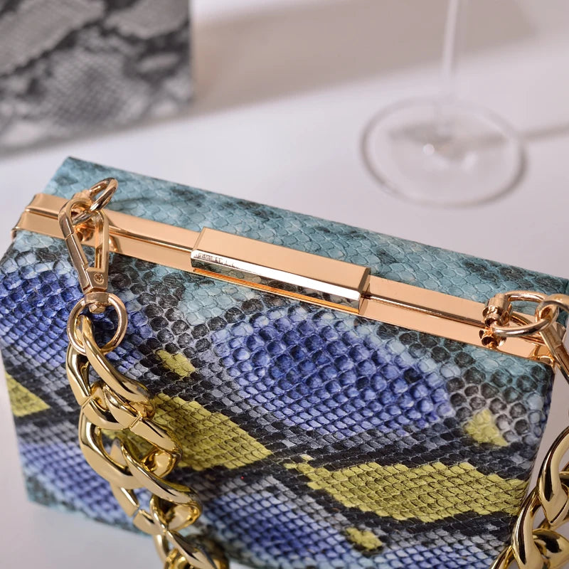 Snake Print Crossbody Handbag Shoulder Bag Unique Elegantes Clutch