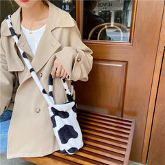 Soft Plush Women Portable Cup Bucket Bag Faux Lamb Wool Ladies Bottle Holder Sho