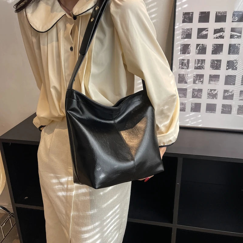 Soft Shoulder Side Bag for Women Spring Zipper Tote Bags