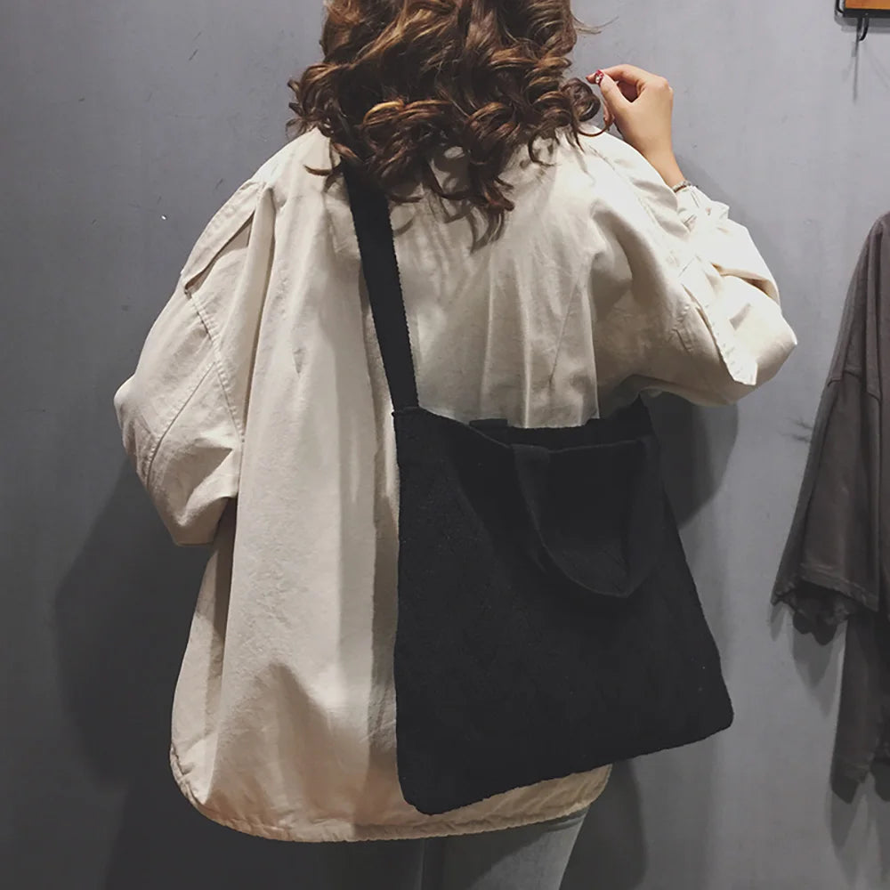 Retro Knitted Shoulder Bag Large Capacity Handbag for Autumn Winter Women