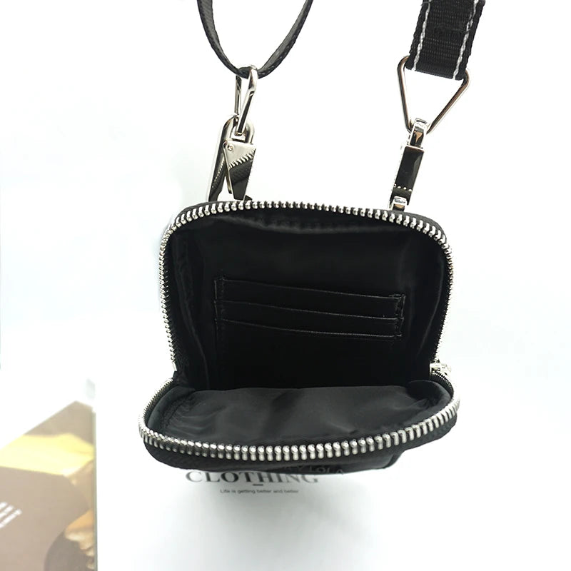 Spanish Women's Mobile Phone Bag Nylon Waterproof