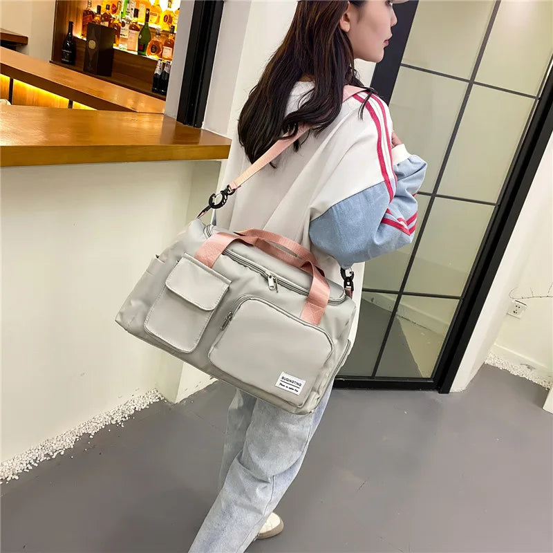 Heart Single Shoulder Handbag for Sports and Travel