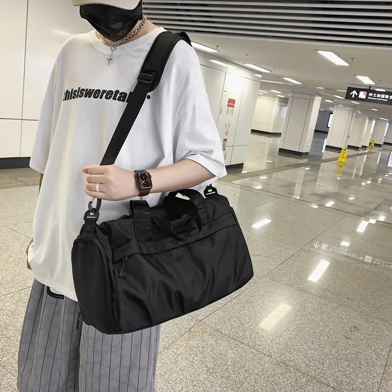 Large Capacity Sports Training Bag Travel Bag for Men and Women