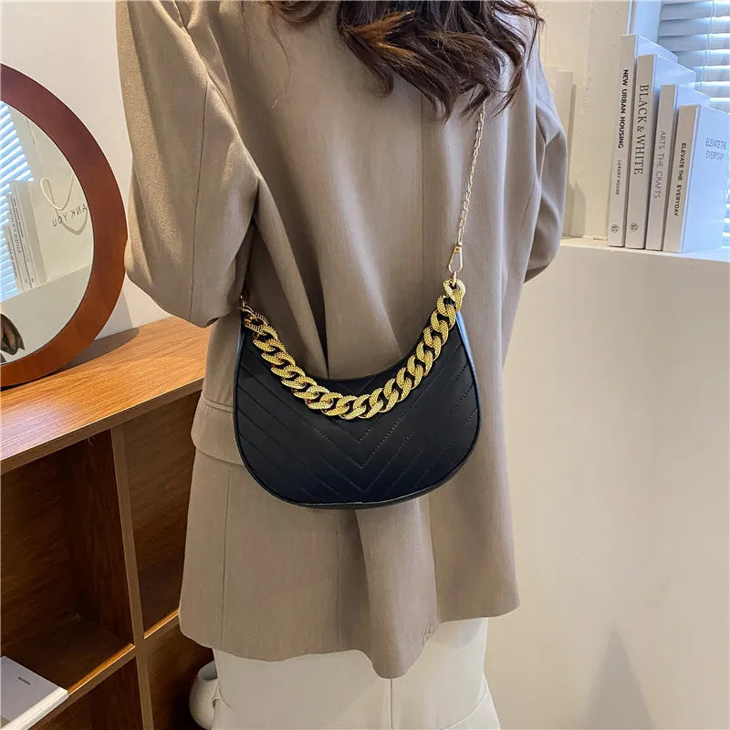 Spring Portable Hobos Bags Women Retro Chain Solid Crossbody Shoulder Handbag