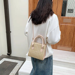 Spring/Summer Red Straw Small Square Bag