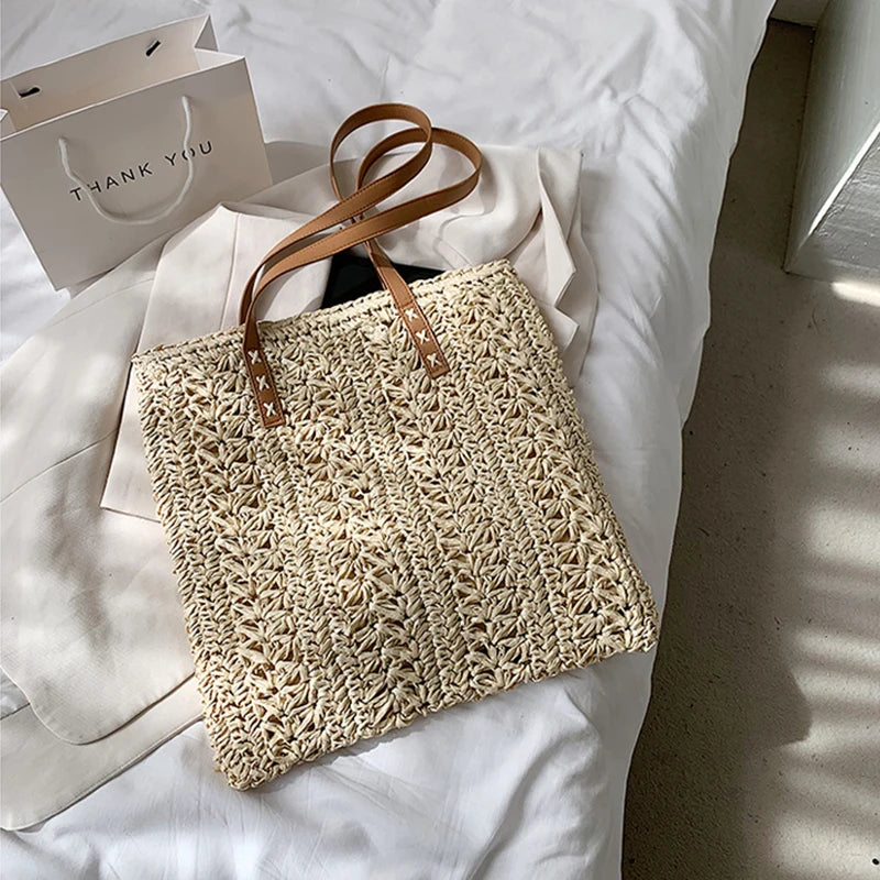 Hollow Straw Beach Bag Woven Rattan Shoulder Bag Bohemian Summer Vacation Tote
