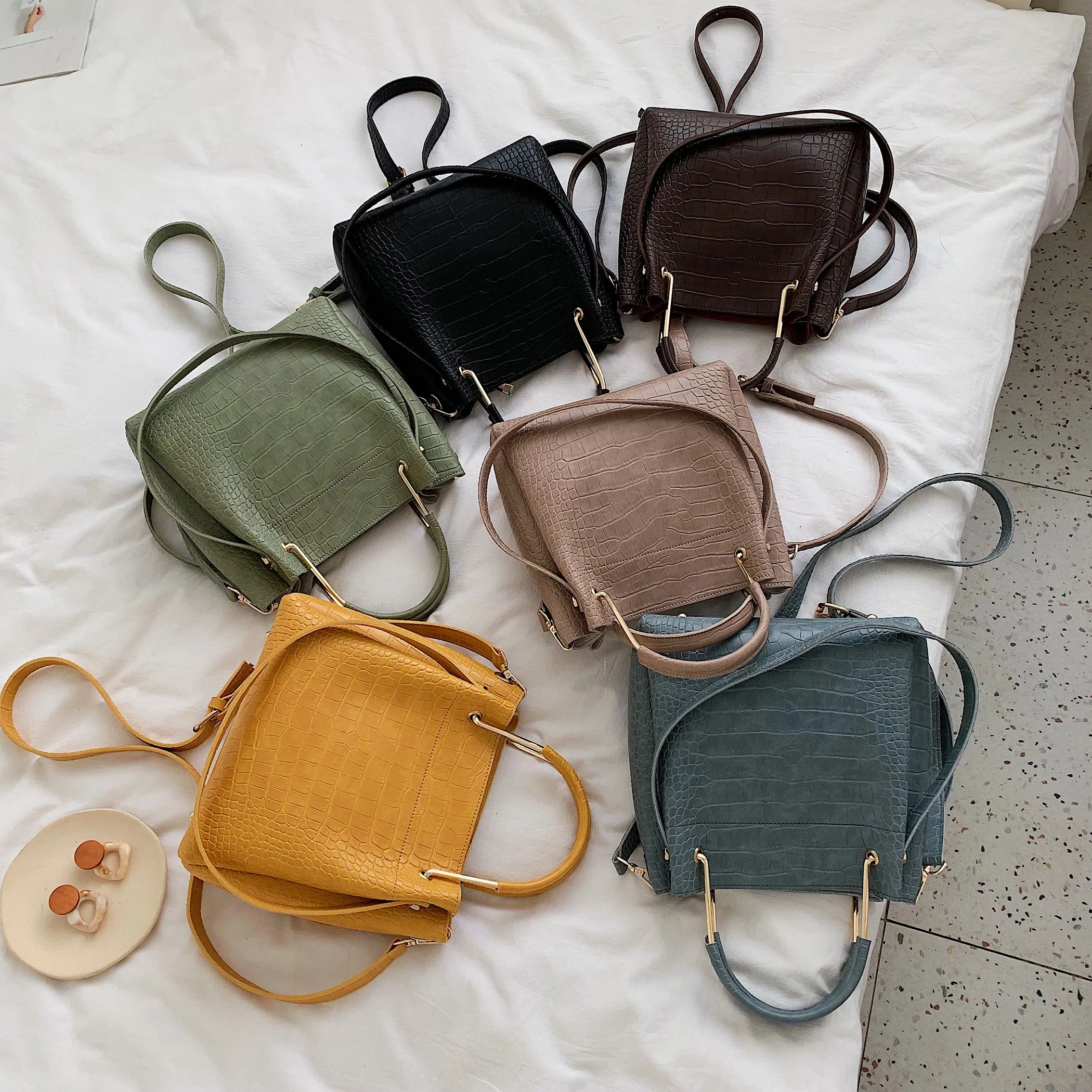 Stone Pattern PU Leather Bucket Bag