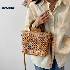 Straw Tote Bag with Wooden Handle for Beach