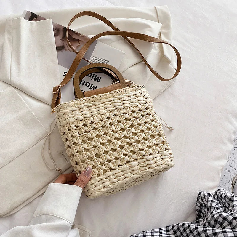 Straw Tote Bag Weave Drawstring Closure Wooden Handle Beach Shoulder Bag