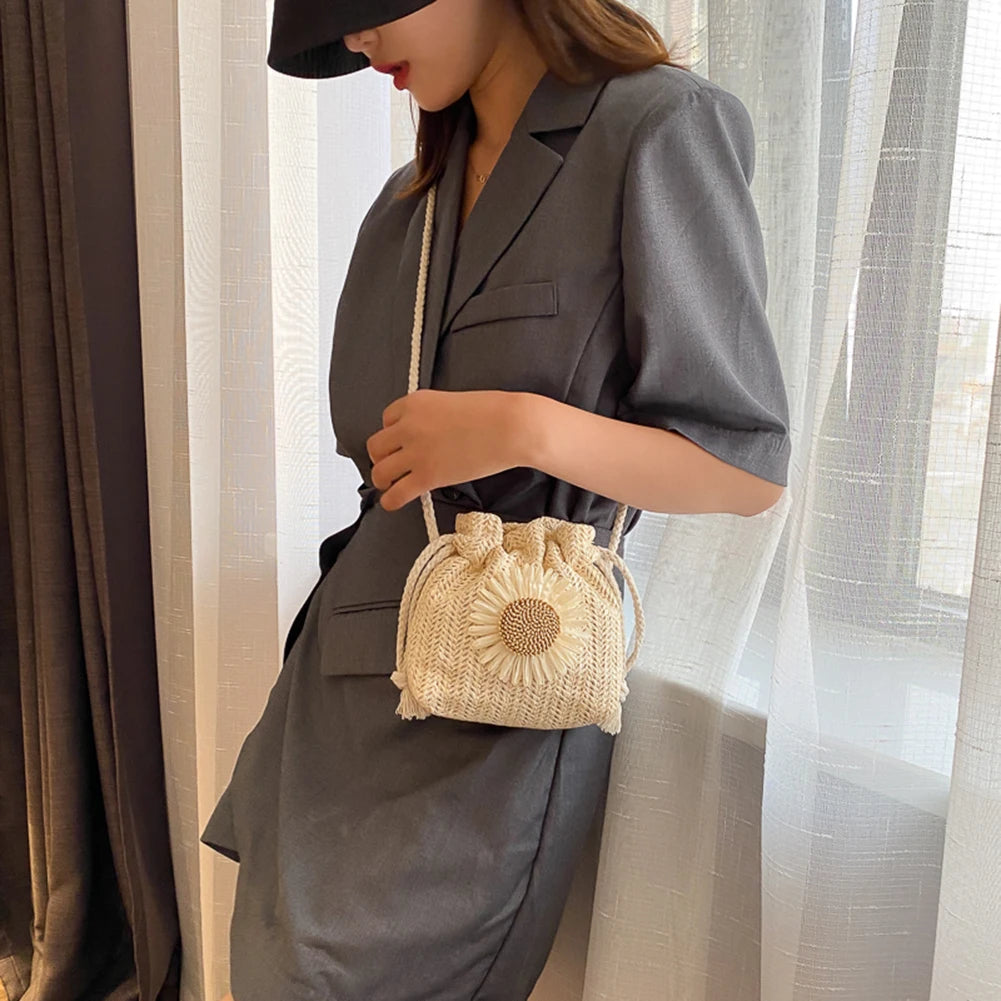 Straw Bucket Shoulder Bag Rattan Woven Crossbody Purse