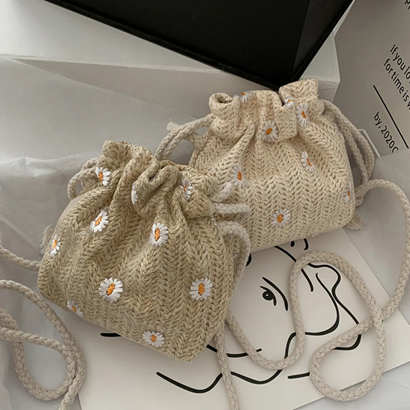 Straw Weave Bucket Bags Rattan Women Beach Shoulder Bags Casual Retro Mini