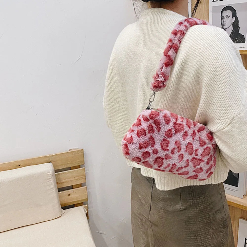 Retro Shoulder Bag Underarm Purse Clutches Animal Satchel