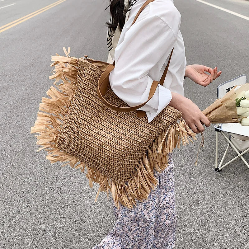 Women's Braided Tassel Shoulder Bag for Summer Travel
