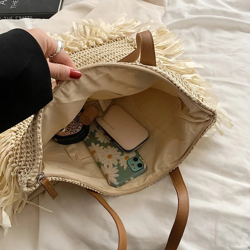 Women's Braided Tassel Shoulder Bag for Summer Travel